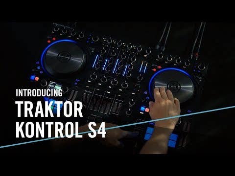 Native Instruments Traktor Kontrol S2 DJ Controller (MK3) w/Traktor Pro 3