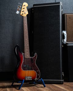 Fender American Original 60s Precision Bass w/Case - Sunburst - Pre-Owned (Mint)