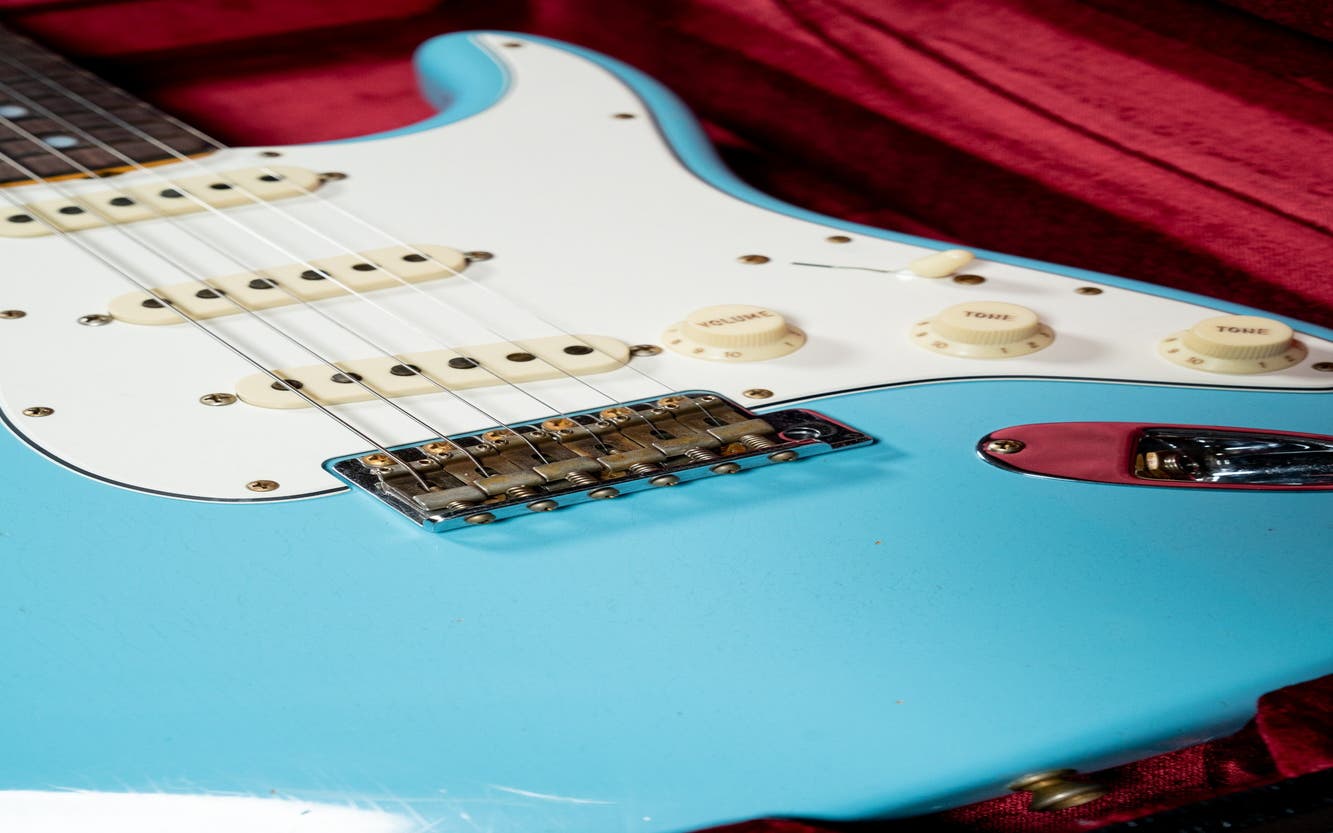 Fender Custom Shop Limited Edition Fat '64 Stratocaster - Journeyman Relic - Aged Daphne Blue RW (#L11639)