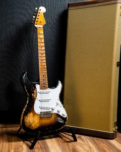 Fender Limited Edition 70th Anniversary 1954 Stratocaster  - Super Heavy Relic - Wide-Fade 2-Color Sunburst