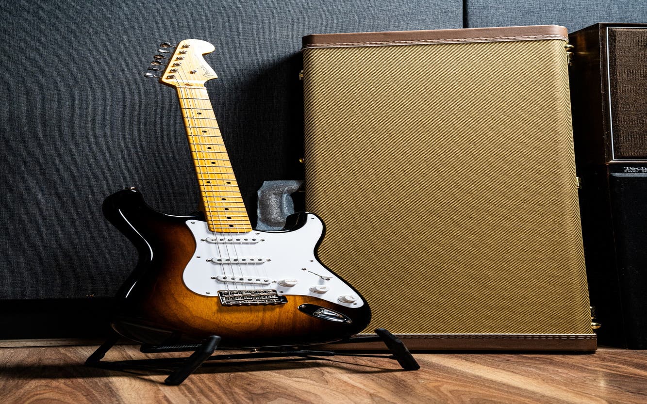 Fender Limited Edition 70th Anniversary 1954 Stratocaster  - NOS - Wide-Fade 2-Color Sunburst