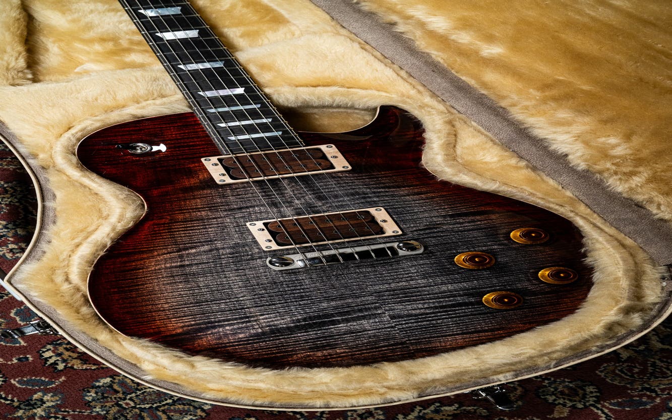 Fibenare Basic Jazz Solid Body - Red Burst Charcoal