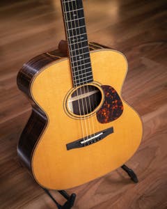 Furch Guitars VINTAGE 3 OM-SR Orchestral Model Guitar w/Pickup + Case