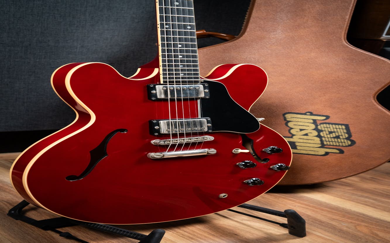 Gibson 1989 ES-335 DOT w/Case - Cherry - Pre-Owned