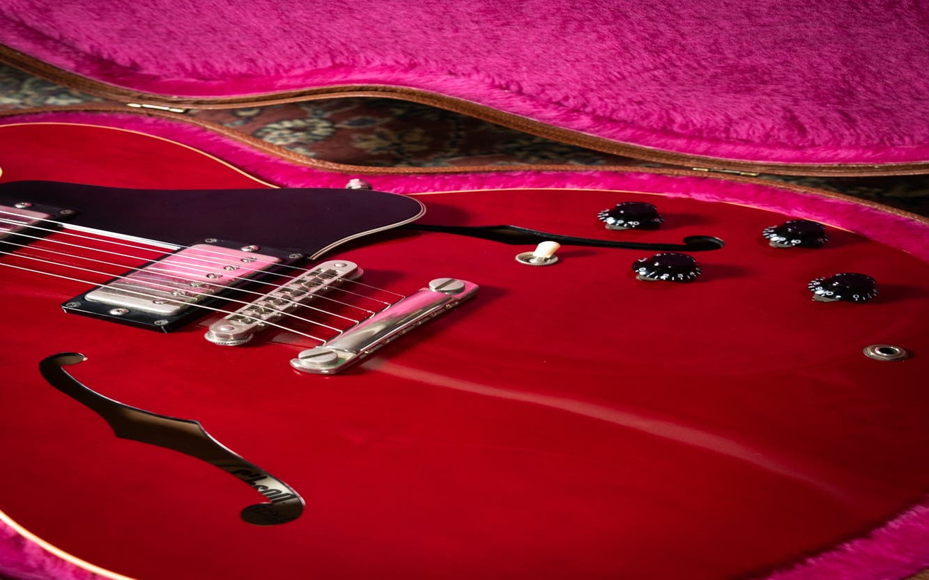 Gibson 1989 ES-335 DOT w/Case - Cherry - Pre-Owned