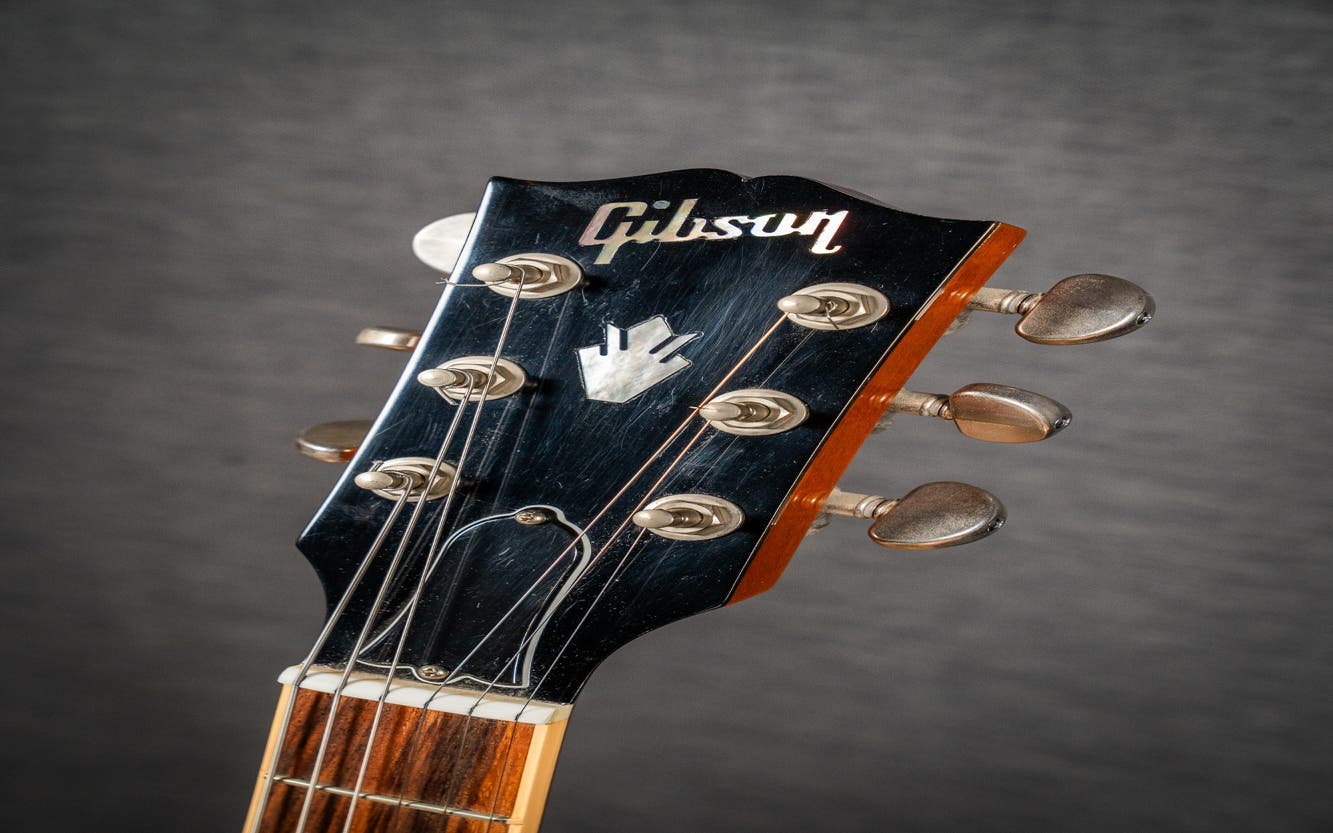 Gibson 2009 ES-335 Nashville w/Case - Vintage Sunburst - Pre-Owned