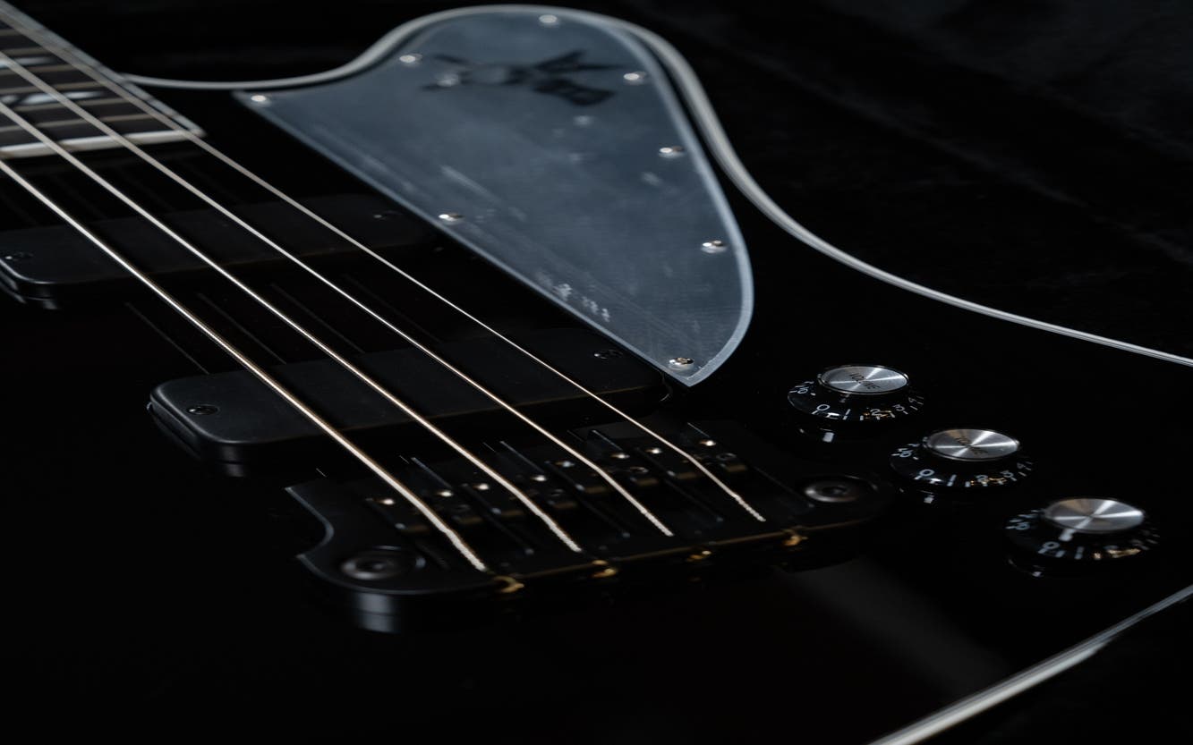 Gibson Gene Simmons G2 Thunderbird Bass w/Case - Ebony