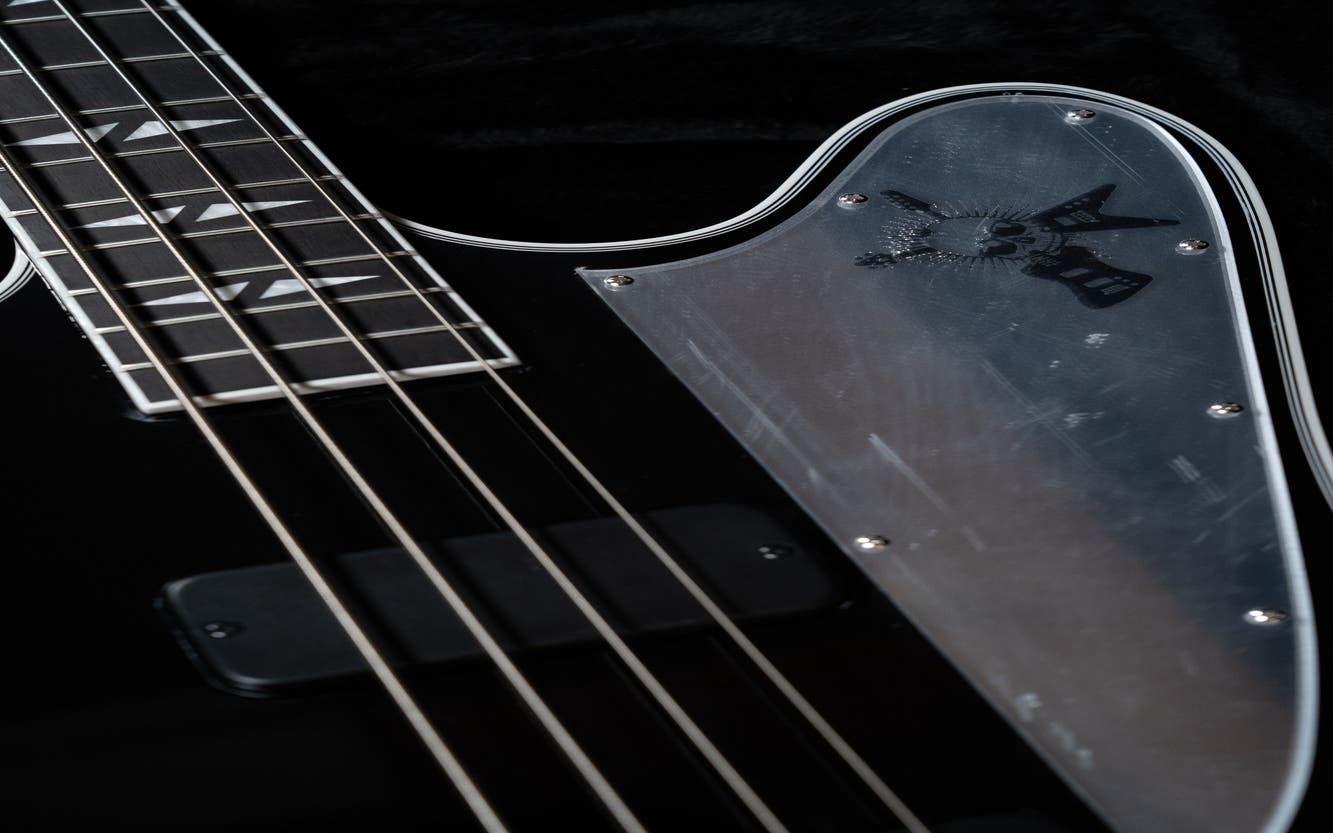 Gibson Gene Simmons G2 Thunderbird Bass w/Case - Ebony