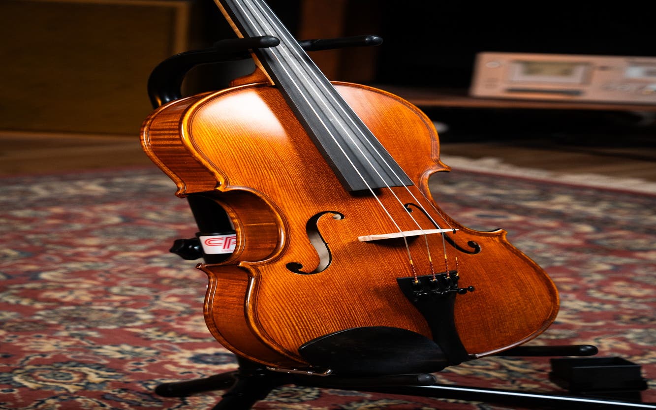 GLIGA 4/4 VASILE  SUPERIOR ITALY 1PC BACK PROFESSIONAL SETUP W/OPAL GOLD STRINGS (VIOLIN ONLY)