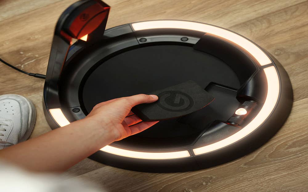 Gravity GRA-GGSLSA01B A-Frame Guitar Glow Stand