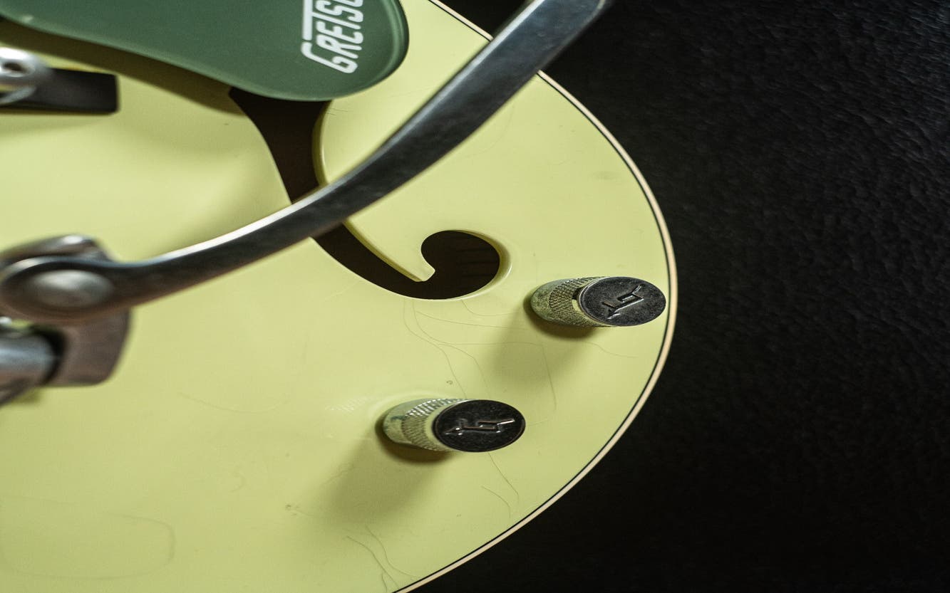 Gretsch USA G6118-R-CST Anniversary Relic Stephen Stern Masterbuilt - 2-Tone Smoke Green (#UC07030197) - Pre-Owned