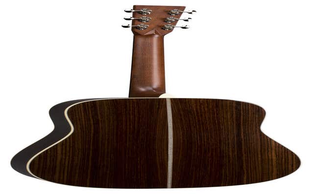 Martin HD-28 Standard Series Dreadnaught Acoustic Guitar w/Case