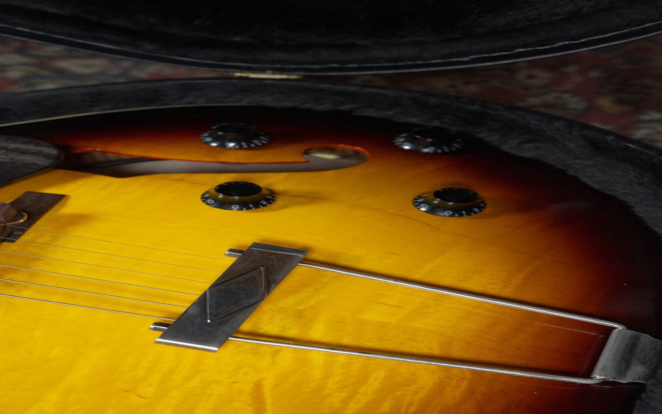 Heritage Guitars H-575 Hollow-body Electric Guitar w/Case - Original Sunburst - One Only