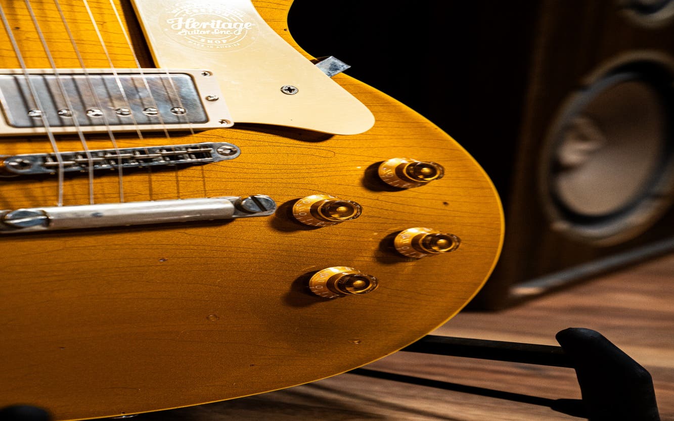 Heritage Guitars Custom Shop Core Collection H-150 - Artisan Aged Gold Top