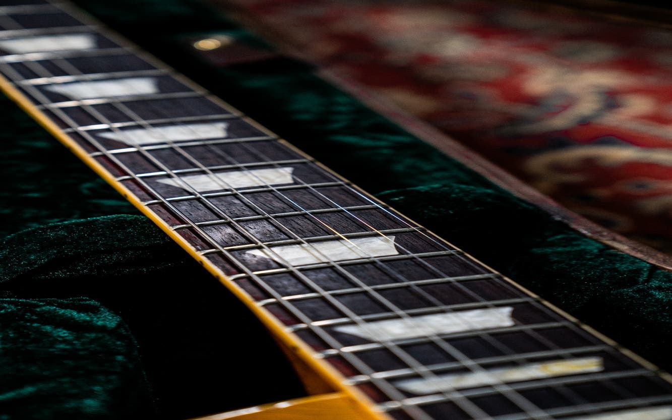 Heritage Guitars Custom Shop Core Collection H-150 - Artisan Aged Gold Top
