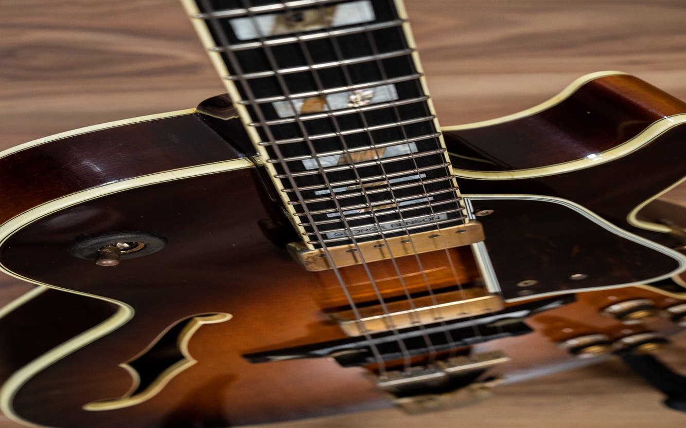 Ibanez 1978 GB10 George Benson Signature w/Semi Hard Case - Sunburst - Pre-Owned (Vintage)