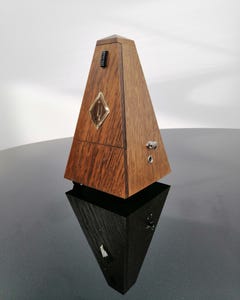 Wittner Metronome - Wood - Oak Brown (818)