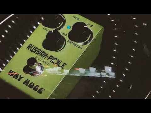 Way Huge SMALLS Russian Pickle Fuzz Pedal