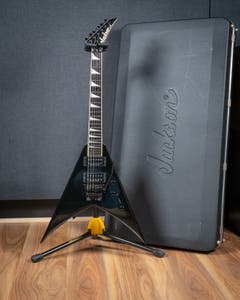 Jackson KV1 King V w/Case - Black - Pre-Owned