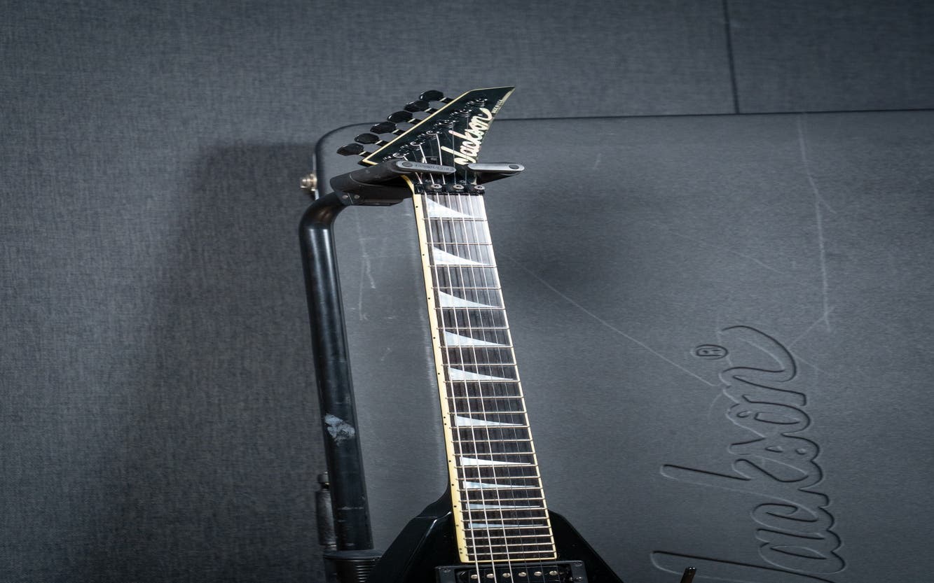 Jackson KV1 King V w/Case - Black - Pre-Owned