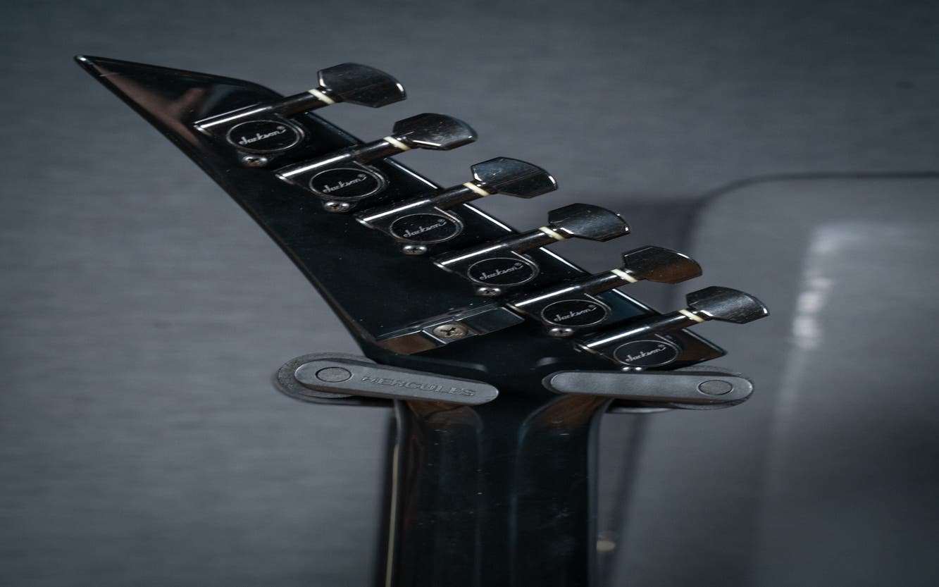 Jackson KV1 King V w/Case - Black - Pre-Owned