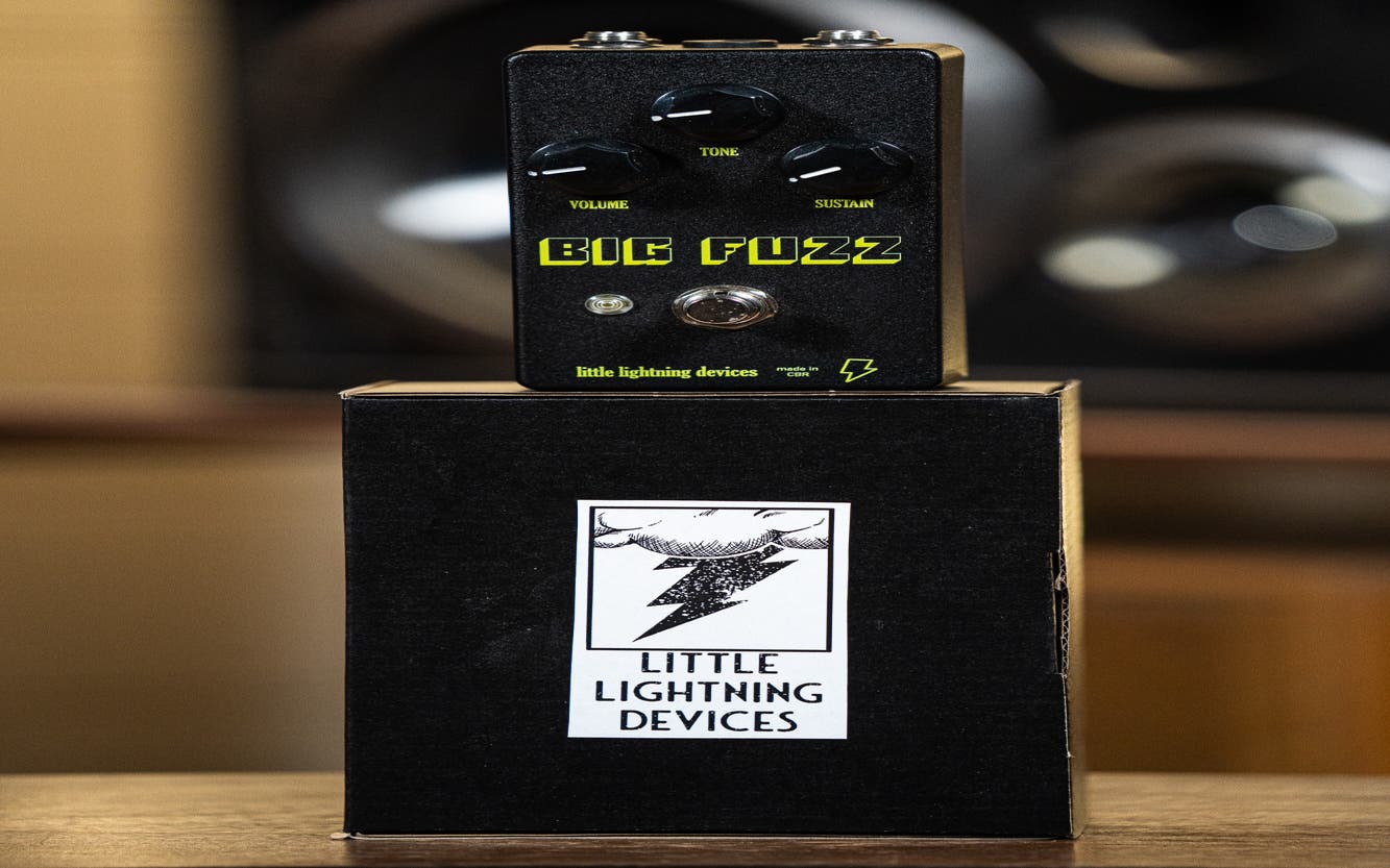 Little Lightning Devices BIG FUZZ Pedal - Black Era