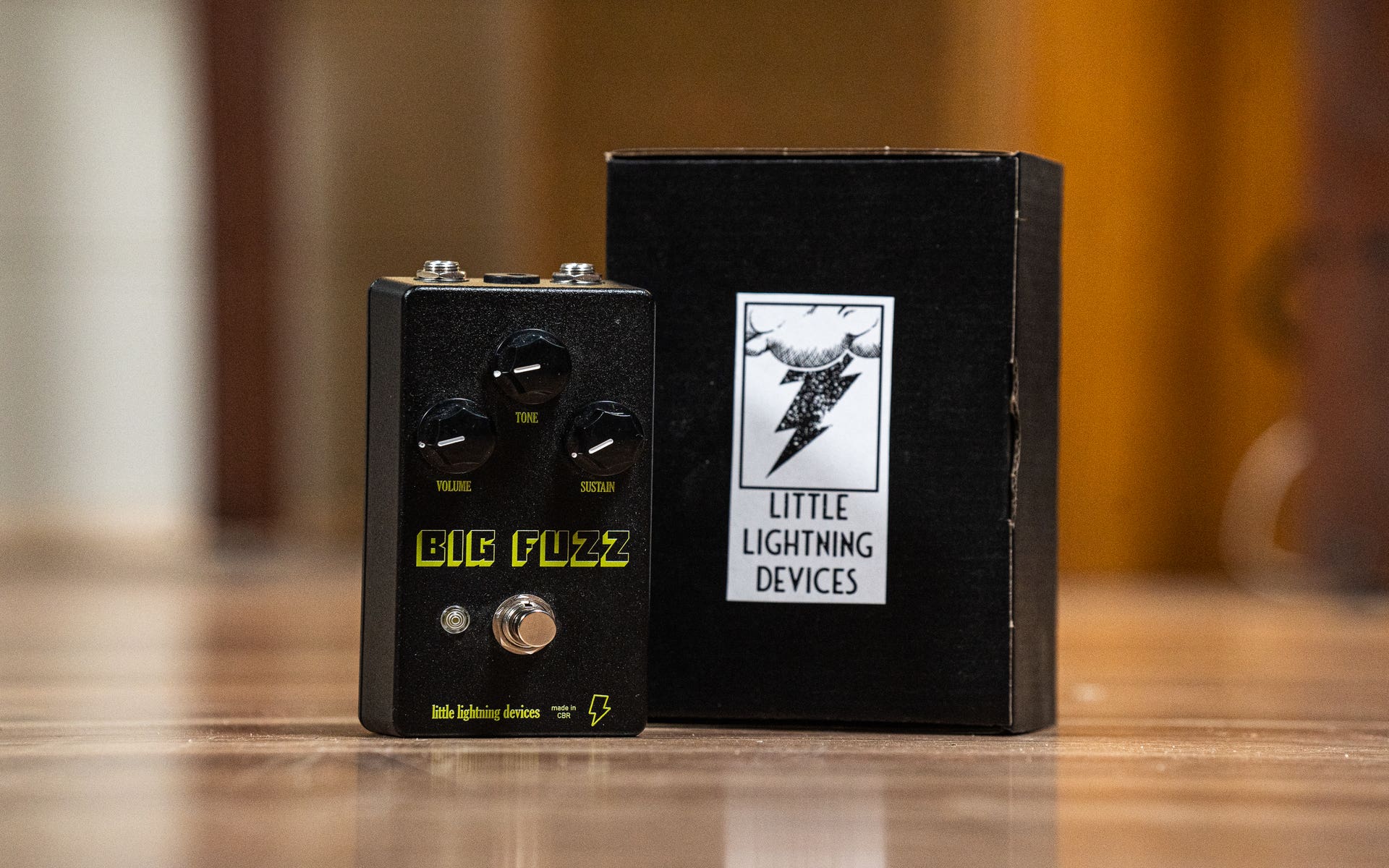 Little Lightning Devices BIG FUZZ Pedal - Black Era
