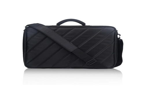 Mono PFX Small Pedalboard w/Club 2.0 Case - Black