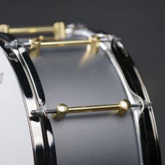 Noble and Cooley 14x6" Alloy Classic Snare - Brass HW / Flanged Black Hoops