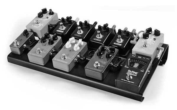 OnStage OSGPB3000 Large Pedal Board w/Bag (Pedals not included)