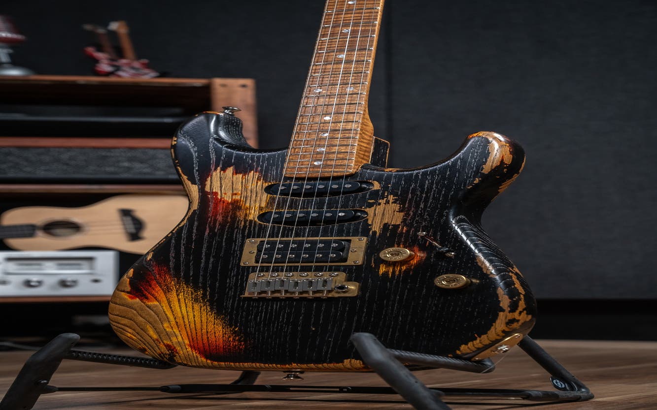 Paoletti Loft Alfa HSS - Flame Maple Neck - Heavy Black over Sunburst (no guard)