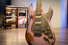 Paoletti Loft Series Stratospheric HSS - Heavy Pink / Curly Maple