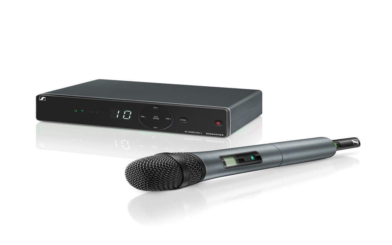 Sennheiser XSW 1-835-A Wireless Handheld Microphone System