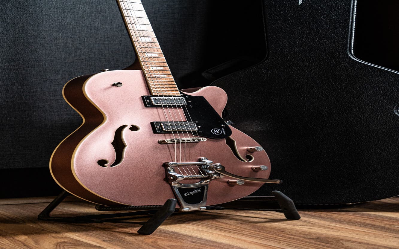 Reverend PA-1 RB Pete Anderson w/Case - Mulberry Mist - Pre-Owned