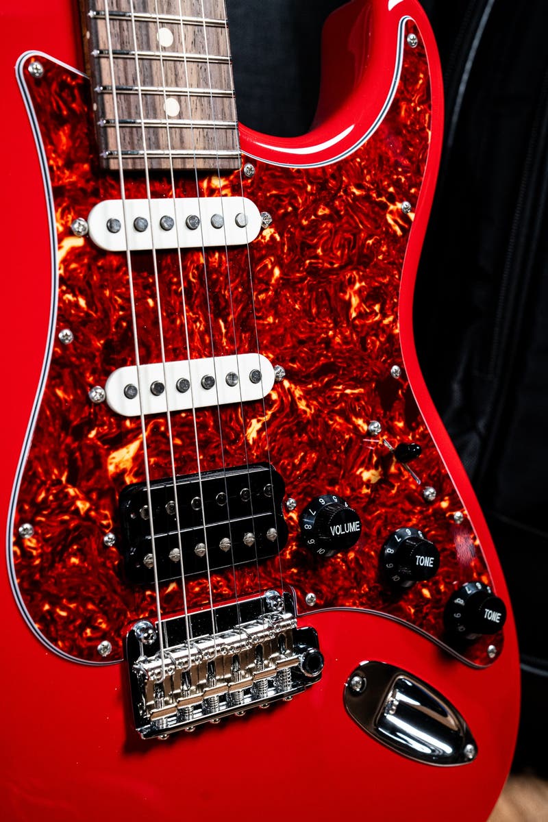 Suhr Classic S HSS Electric Guitar w/Gigbag - Dakota Red (Limited Edition)