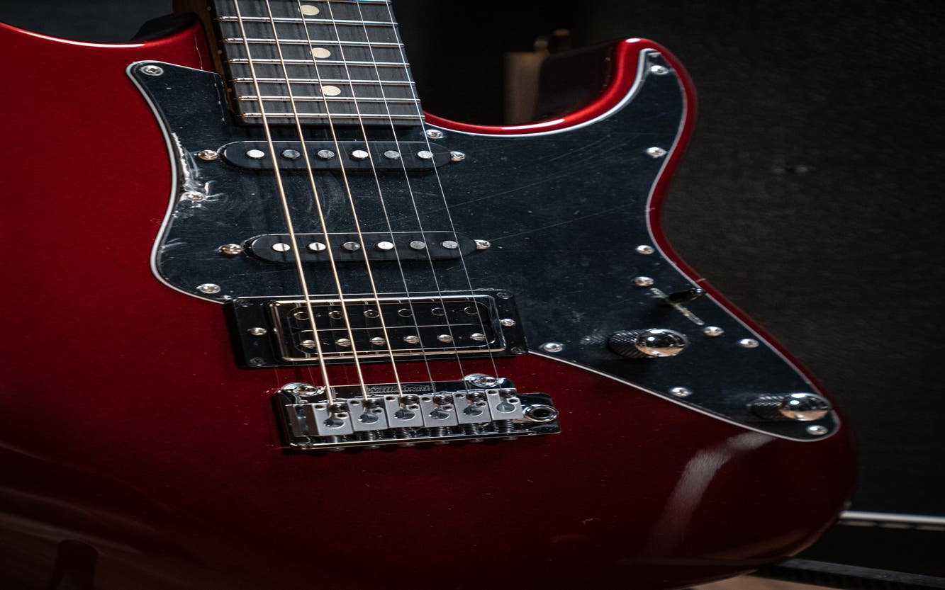 Suhr Pete Thorn Suhr Standard Signature HSS - Garnet Red EB
