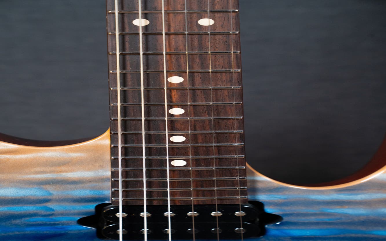 Suhr Modern Set-Neck Limited Edition - Blue Fade (01-LTD-0051)