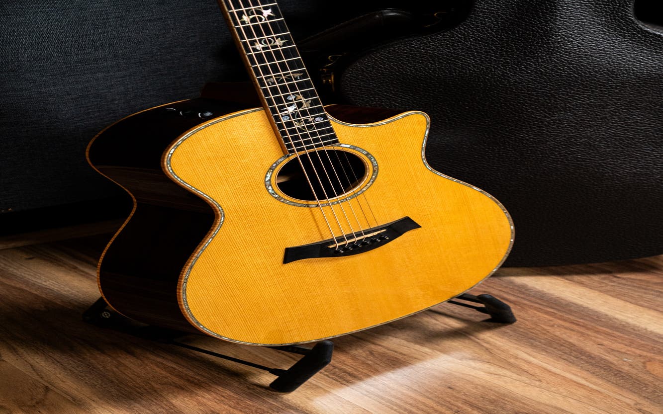 Taylor 914ce LTD Acoustic Guitar w/Case - Solid Spruce / Cocobolo - Pre-Owned