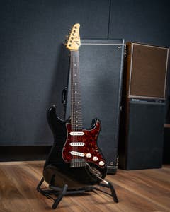Tom Anderson Icon Classic w/Case - Black - Pre-Owned