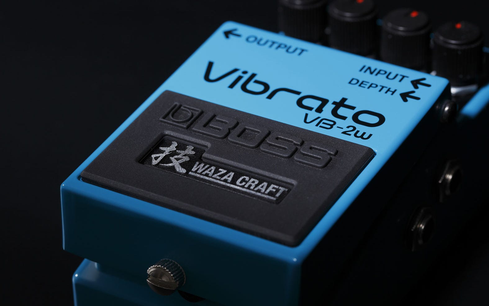 Boss VB-2W Vibrato Pedal (VB2W)