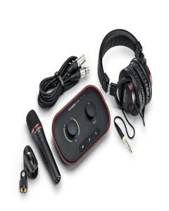 Focusrite Vocaster One Studio Essential Podcasting Kit